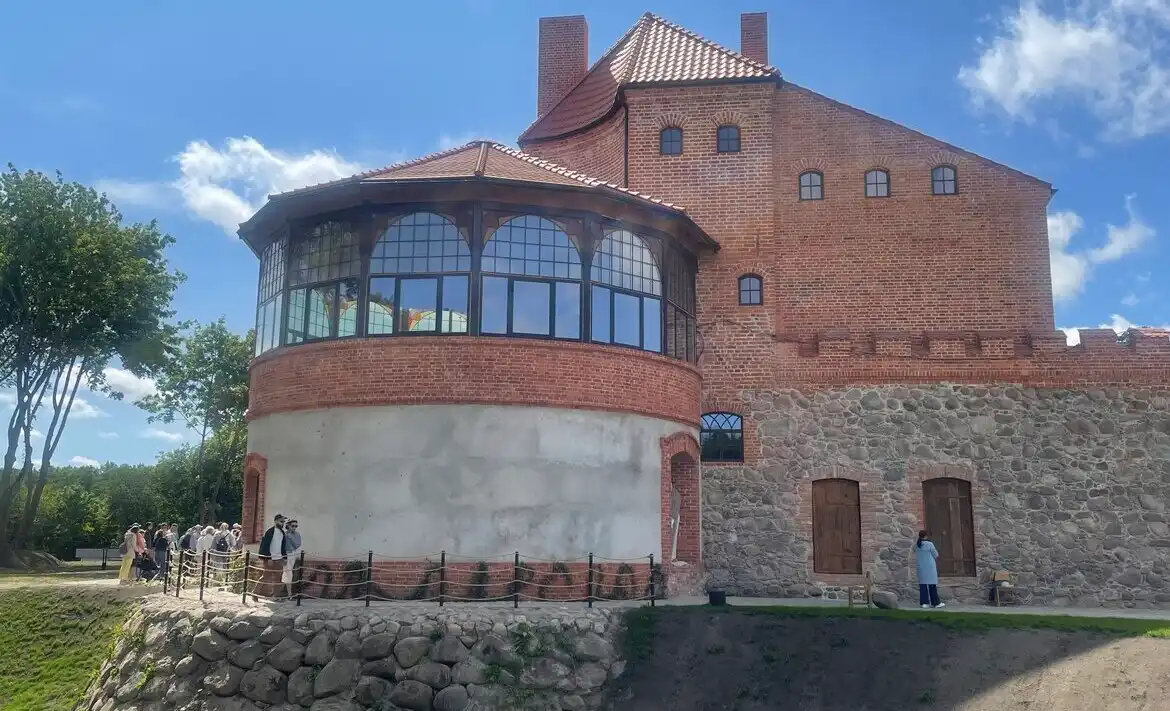 замок Нойхаузен