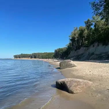 Пляж у казино Собрание