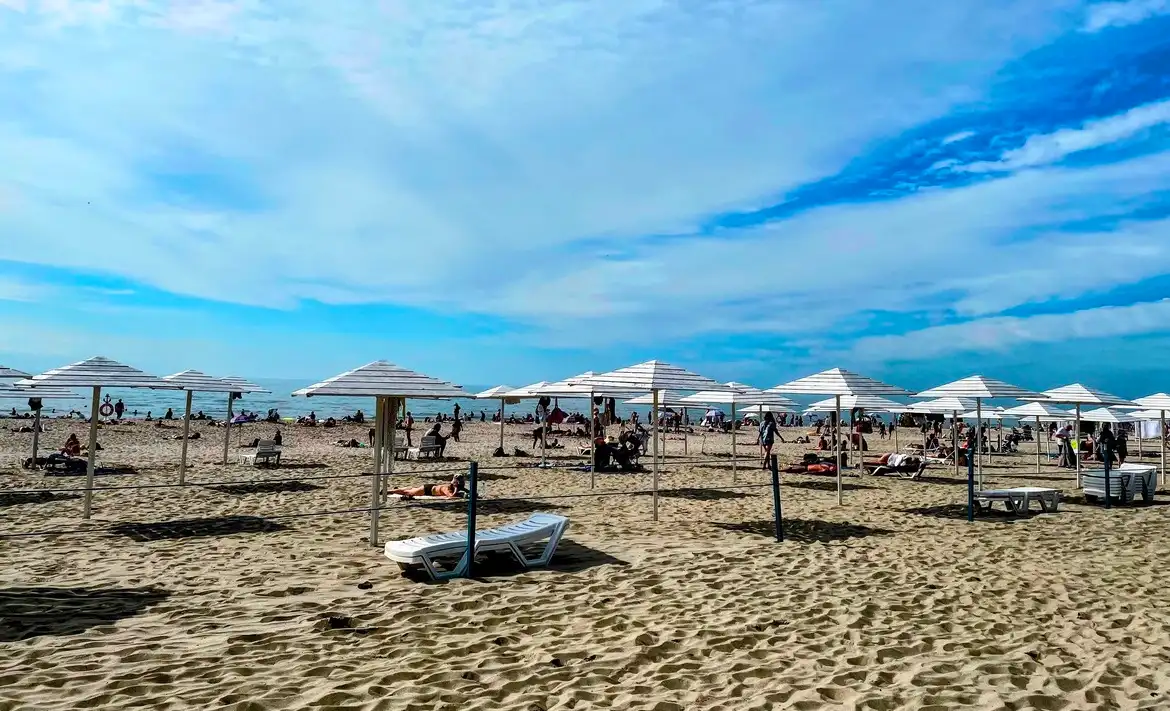 пляж в Янтарном