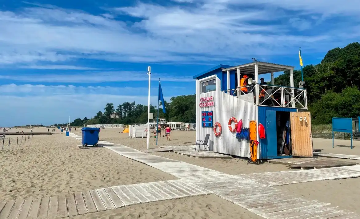 пляж в Янтарном