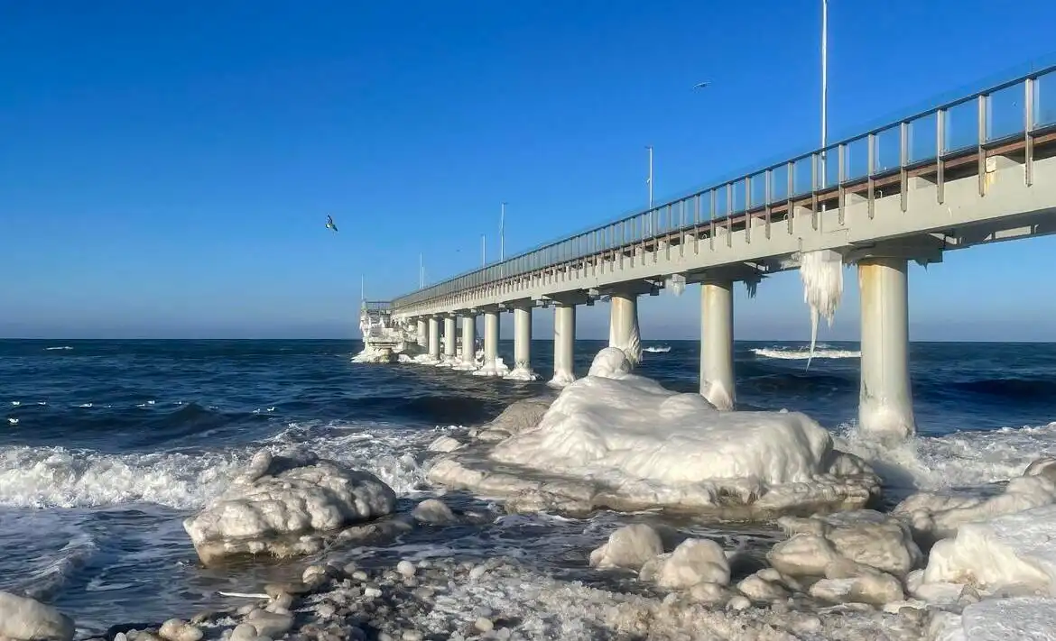Морской пирс в Зеленоградске